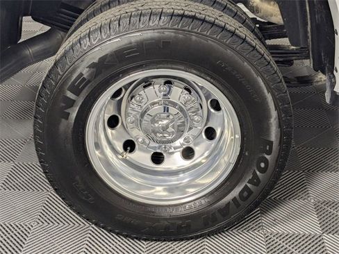 Used 2025 RAM 3500 Limited image 8