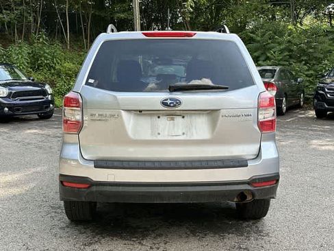 Used 2015 Subaru Forester 2.5i Premium w/ All-Weather Package AWD/4WD image 4