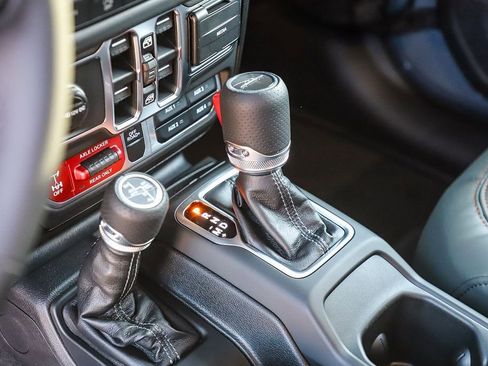 New 2026 Jeep Gladiator Mojave image 20