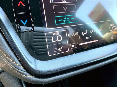 Used 2022 Subaru Outback Wilderness AWD/4WD image 34