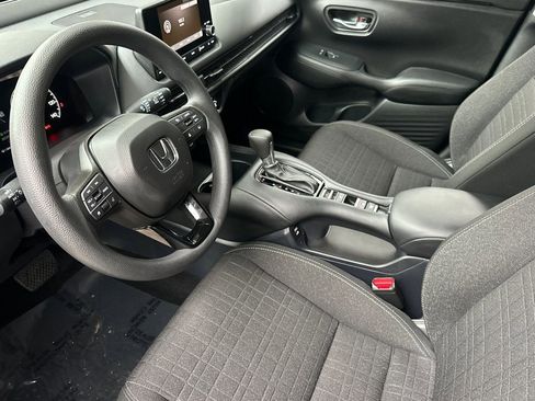 Used 2025 Honda HR-V LX image 4
