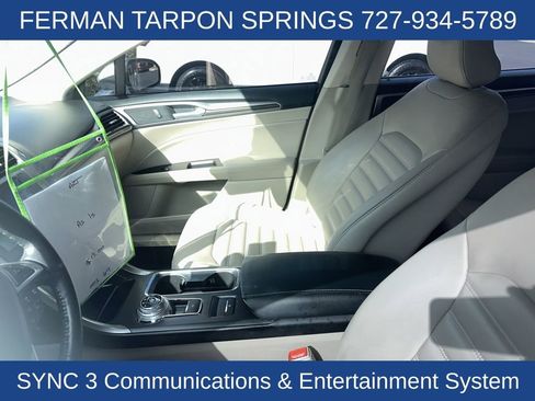 Used 2019 Ford Fusion SEL image 9