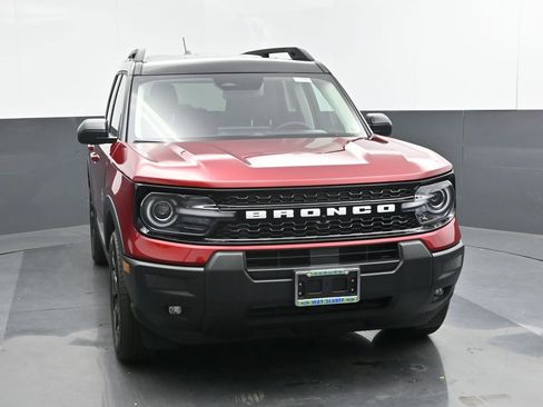 New 2025 Ford Bronco Sport Outer Banks image 8
