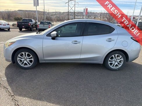 Used 2018 Toyota Yaris iA image 4