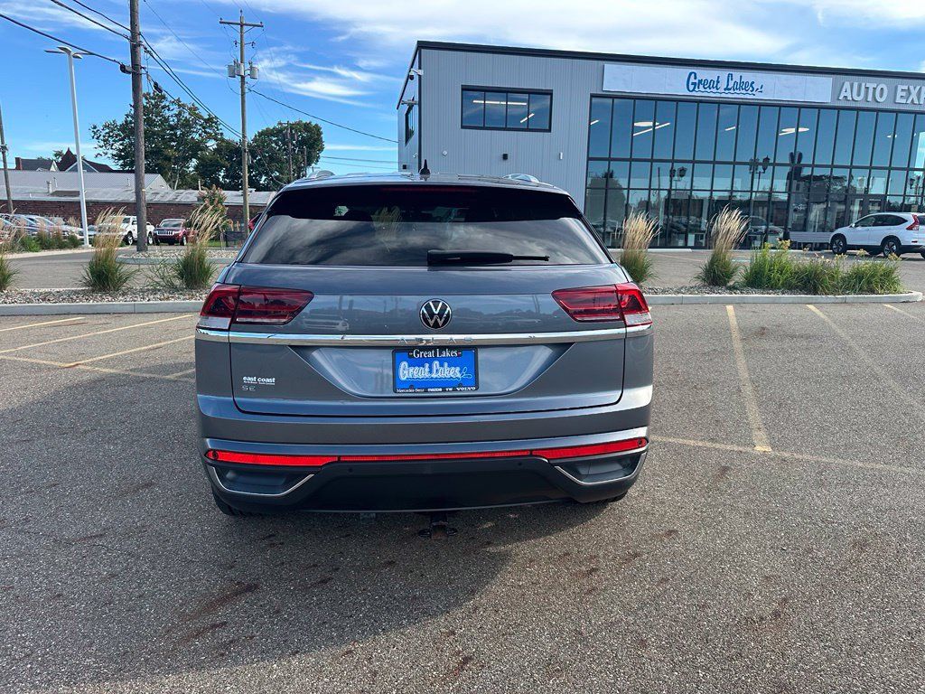 Certified 2023 Volkswagen Atlas Cross Sport SE FWD image 5