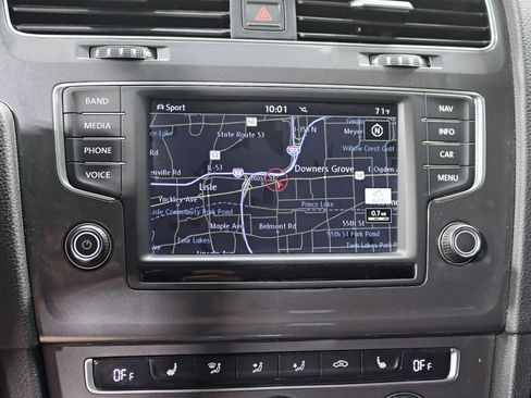 Used 2017 Volkswagen Golf Alltrack SEL AWD/4WD image 18