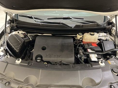 Used 2018 Chevrolet Traverse LT FWD image 26