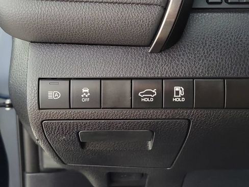 Used 2020 Toyota Camry SE w/ Convenience Package FWD image 23