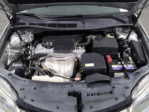 Used 2016 Toyota Camry SE image 15