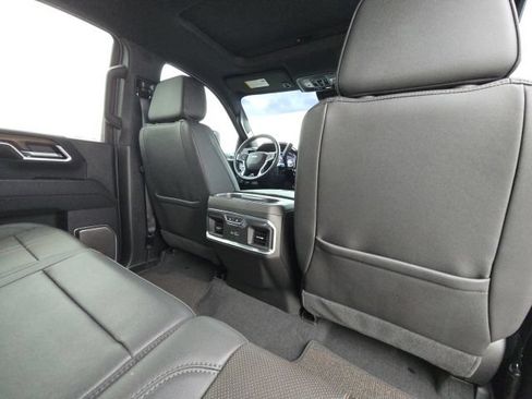 Used 2025 Chevrolet Silverado 3500 High Country w/ High Country Premium Package AWD/4WD image 18