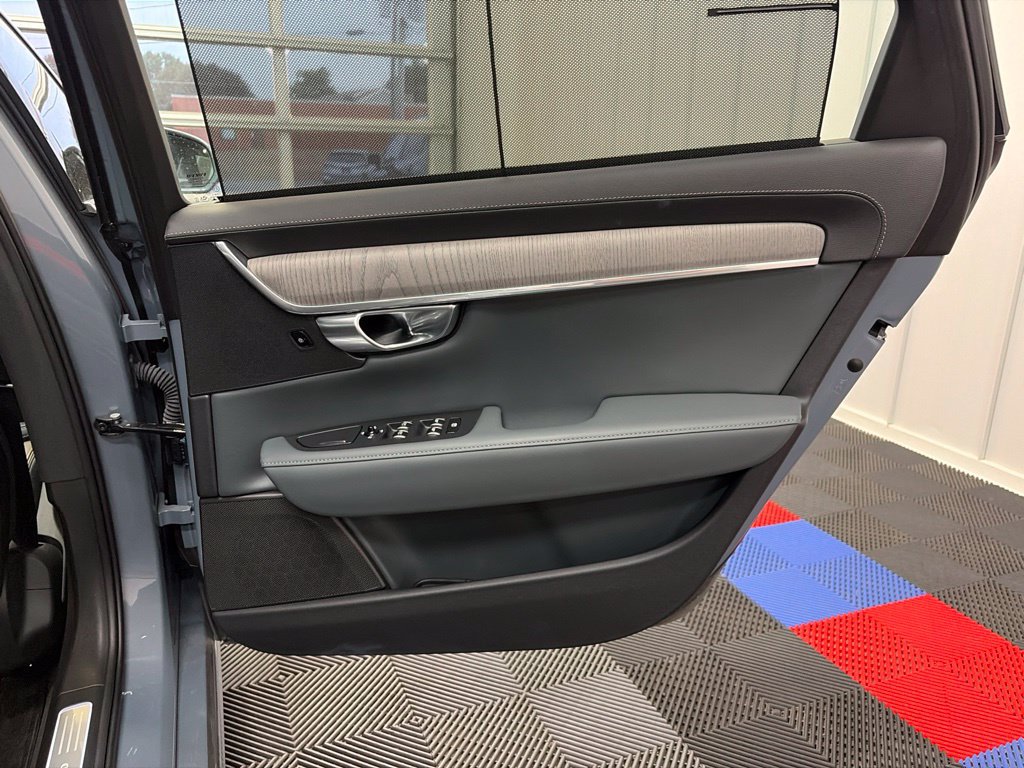 Used 2021 Volvo S90 T6 Inscription AWD/4WD image 17