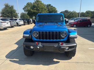 Used 2025 Jeep Wrangler Unlimited Rubicon w/ Convenience Group AWD/4WD video 2
