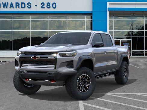 New 2026 Chevrolet Colorado ZR2 w/ Technology Package AWD/4WD image 6