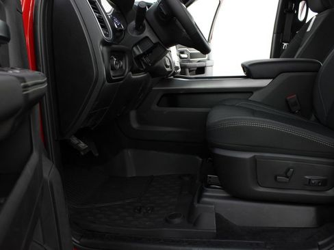 New 2026 RAM 2500 Big Horn AWD/4WD image 16