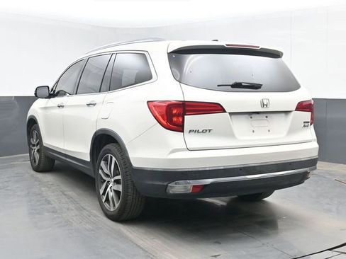 Used 2018 Honda Pilot Touring image 7