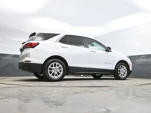 Used 2024 Chevrolet Equinox LT image 35