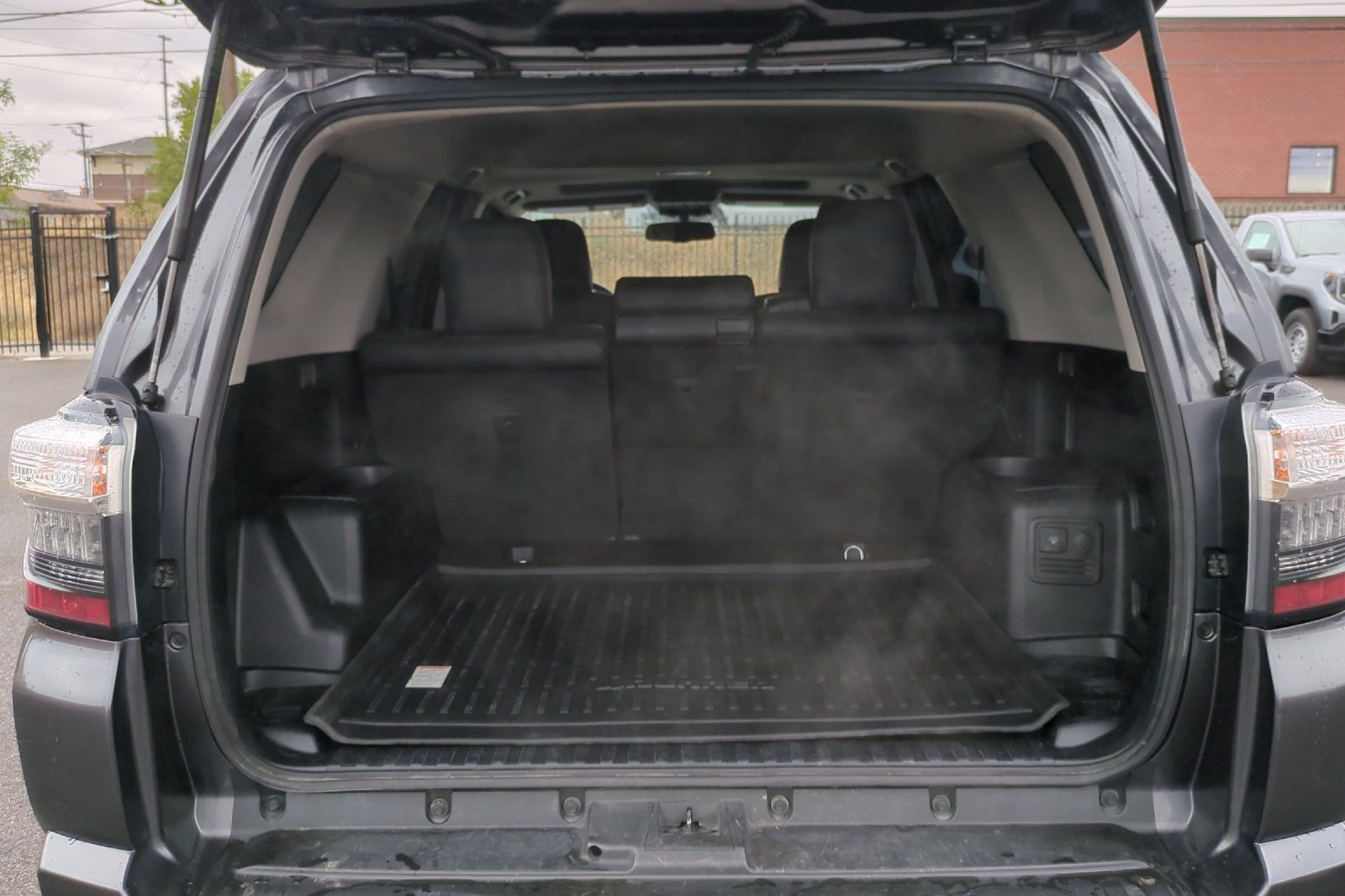 Used 2019 Toyota 4Runner TRD Off-Road Premium AWD/4WD image 16