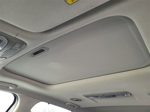 Used 2022 Kia Telluride EX w/ EX Premium Package image 11