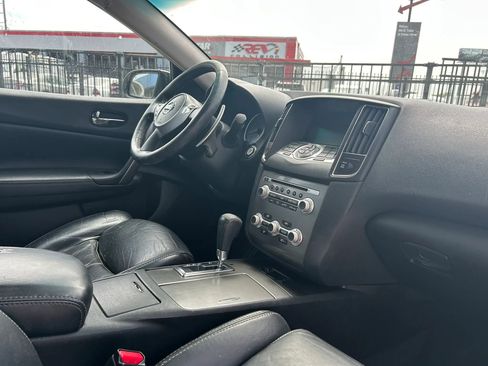 Used 2014 Nissan Maxima 3.5 SV w/ Sport Package FWD image 13