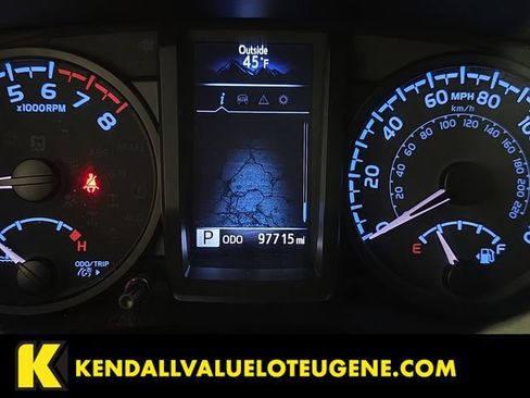 Used 2021 Toyota Tacoma TRD Off-Road w/ Technology Package image 13