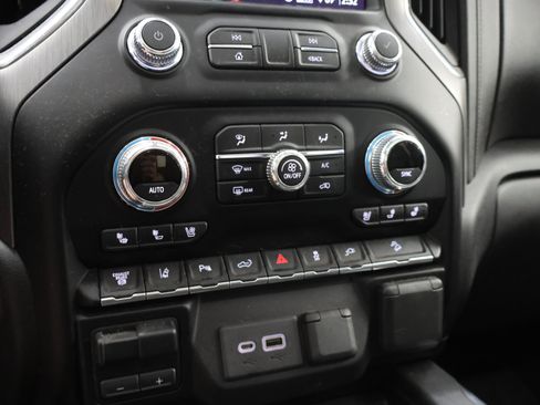 Used 2020 GMC Sierra 2500 Denali w/ Denali Ultimate Package AWD/4WD image 54