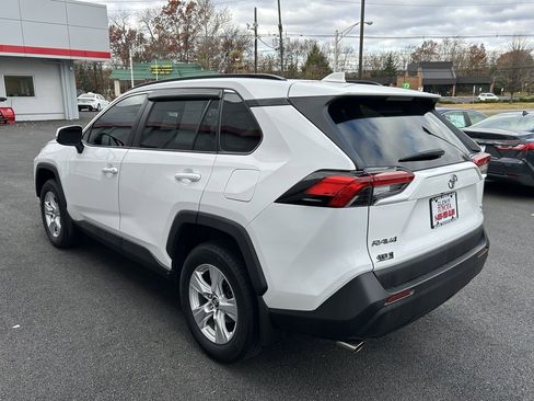 Used 2025 Toyota RAV4 XLE image 7