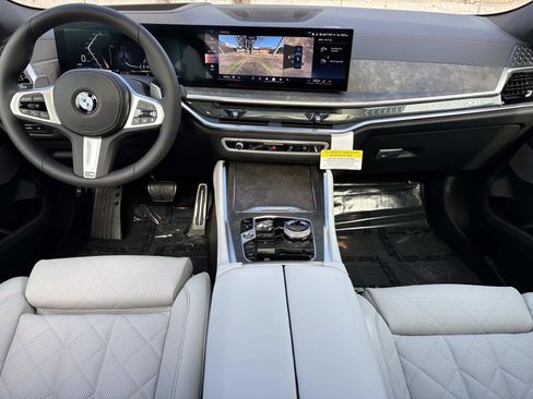 New 2026 BMW X6 xDrive40i w/ Executive Package image 16