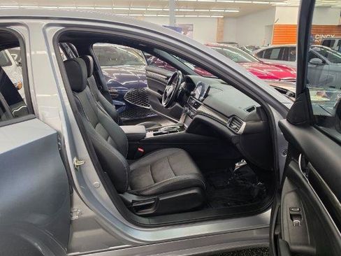 Used 2019 Honda Accord Sport image 34