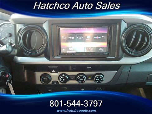 Used 2017 Toyota Tacoma SR5 w/ Tow Package image 22