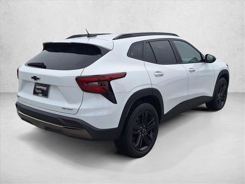Used 2024 Chevrolet Trax ACTIV image 5