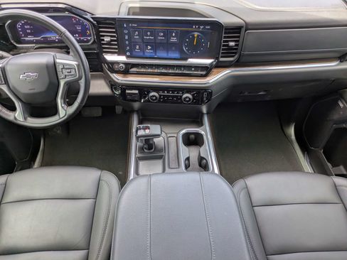 Used 2024 Chevrolet Silverado 1500 RST w/ Convenience Package II AWD/4WD image 8