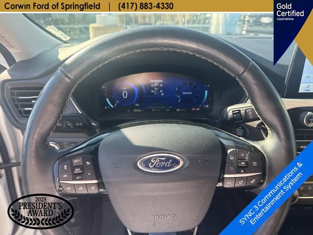 Certified 2022 Ford Escape Titanium w/ Titanium Elite Package AWD/4WD image 12