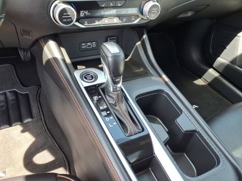 Used 2023 Nissan Sentra SR w/ SR Premium Package FWD image 12