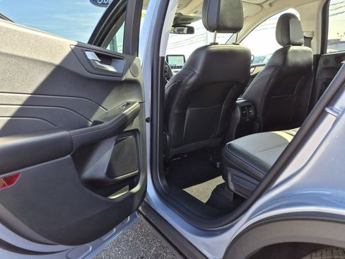 Used 2022 Ford Escape Titanium w/ Titanium Elite Package image 27