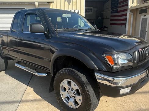Used 2003 Toyota Tacoma PreRunner RWD image 16