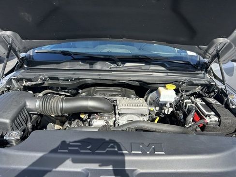 Used 2024 RAM 1500 Laramie image 11