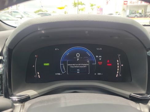Used 2025 Toyota Camry SE FWD image 25