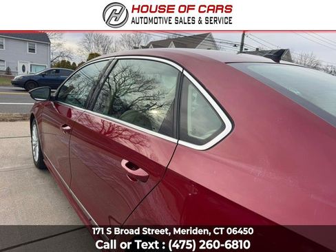 Used 2017 Volkswagen Passat 1.8T SE image 11