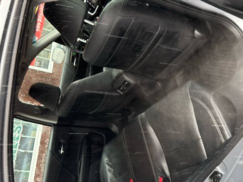 Used 2017 Honda Accord EX-L image 12