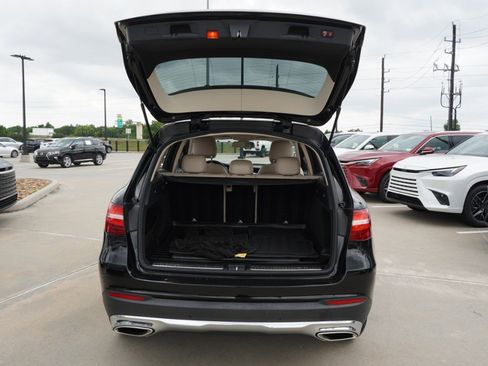Used 2018 Mercedes-Benz GLC 300 image 37