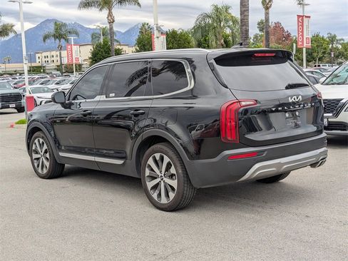 Used 2022 Kia Telluride EX w/ EX Premium Package image 4