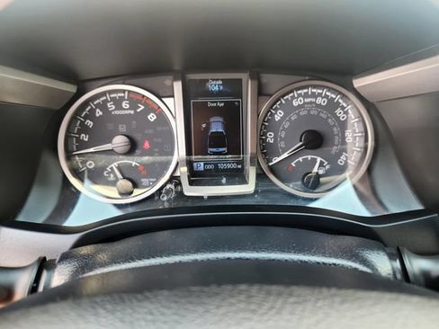 Used 2021 Toyota Tacoma Limited w/ Nightshade Package AWD/4WD image 14