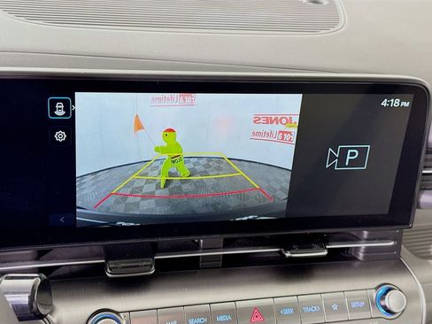 Certified 2025 Hyundai Kona SEL AWD/4WD image 6