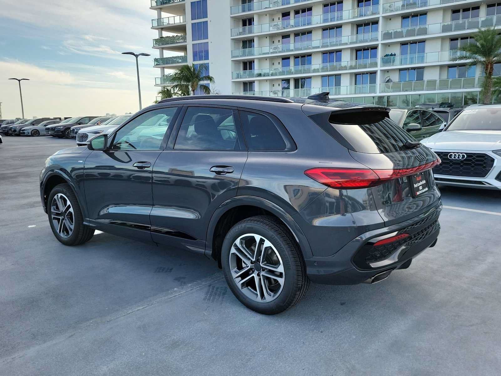 New 2026 Audi Q5 2.0T AWD/4WD image 4
