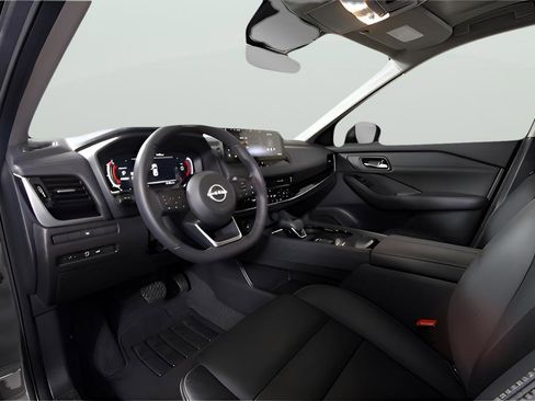 Used 2024 Nissan Rogue SL w/ SL Premium Package FWD image 12