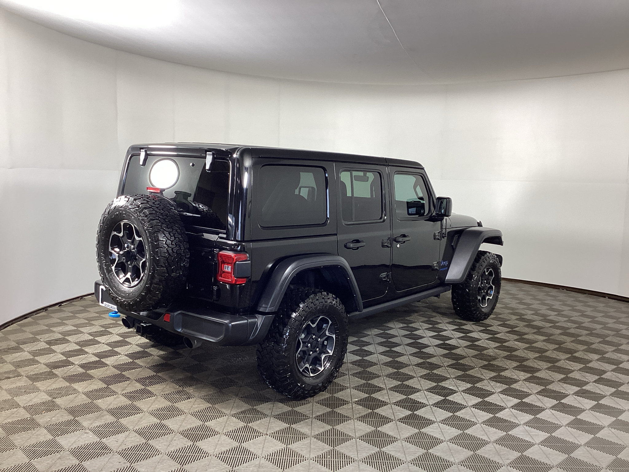 Used 2022 Jeep Wrangler Unlimited Rubicon 4xe w/ Cold Weather Group AWD/4WD image 2