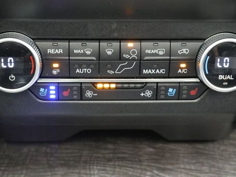 Used 2021 Ford Expedition Max Limited AWD/4WD image 25