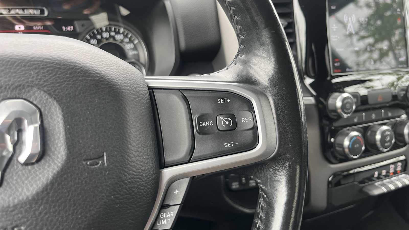 Used 2020 RAM 1500 Big Horn AWD/4WD image 34