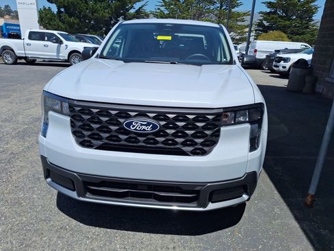 Used 2026 Ford Maverick XLT FWD image 2