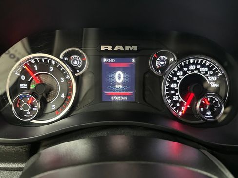Used 2024 RAM 3500 Tradesman w/ Towing Technology Group AWD/4WD image 28